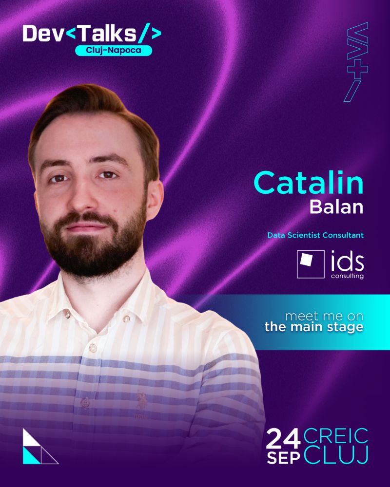 Catalin Balan presenting on the DevTalks Cluj-Napoca main stage
